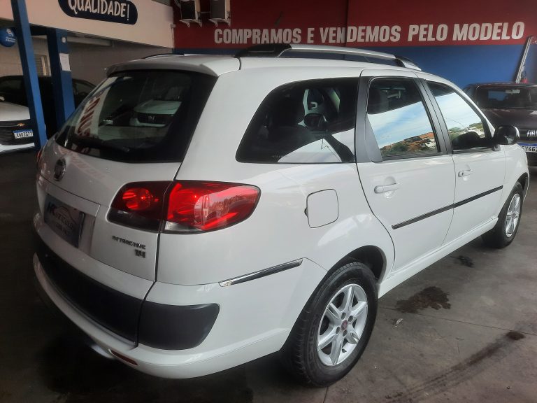 Fiat Palio Weekend Attractive 13/14 1.4 Flex/GNV Manual