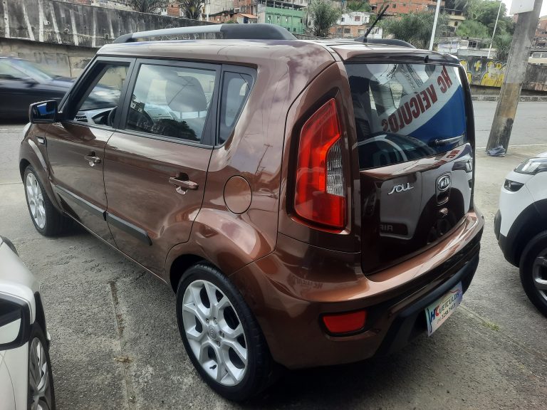 Kia Soul EX 12/13 1.6 Flex Automático