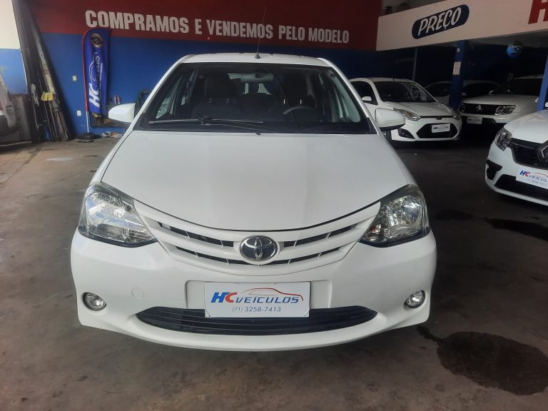 Toyota Etios XS SD 15/16 1.5 Flex Manual Toyota Etios XS SD 15/16 1.5 Flex Manual