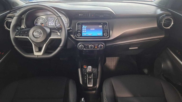 Nissan Kicks SV 18/18 1.6 Flex Automático Nissan Kicks SV 18/18 1.6 Flex Automático