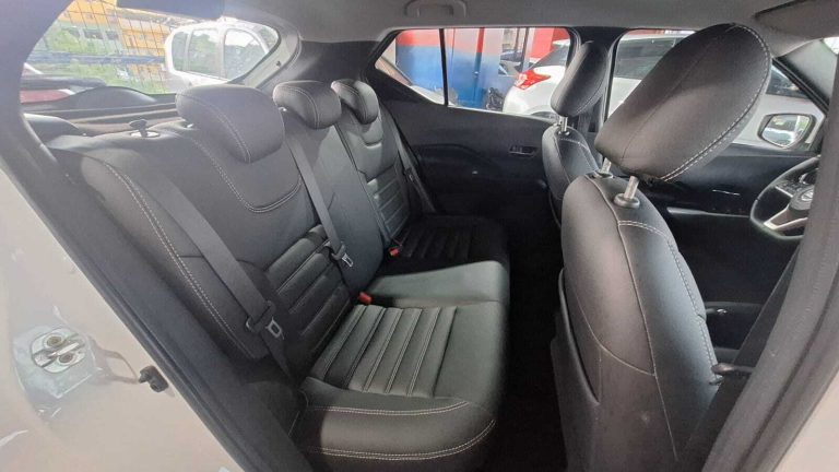 Nissan Kicks SV 18/18 1.6 Flex Automático Nissan Kicks SV 18/18 1.6 Flex Automático