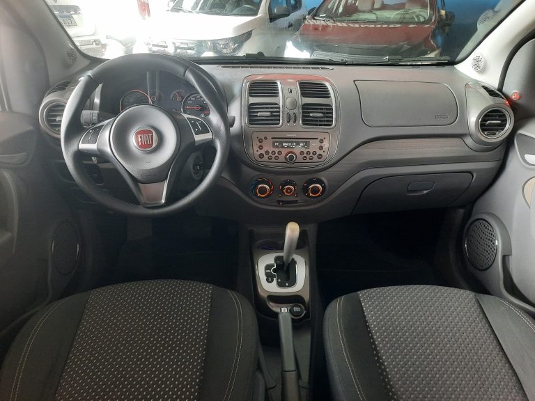 Fiat Grand Siena 16/16 1.6 Flex/GNV Dualogic Fiat Grand Siena 16/16 1.6 Flex/GNV Dualogic