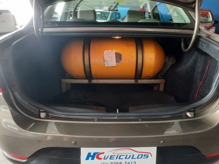 Fiat Grand Siena 16/16 1.6 Flex/GNV Dualogic Fiat Grand Siena 16/16 1.6 Flex/GNV Dualogic