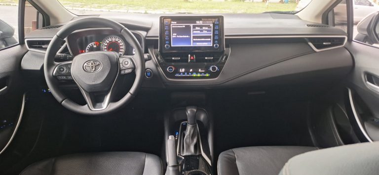 Toyota Corolla XEI 22/23 2.0 Flex Automático