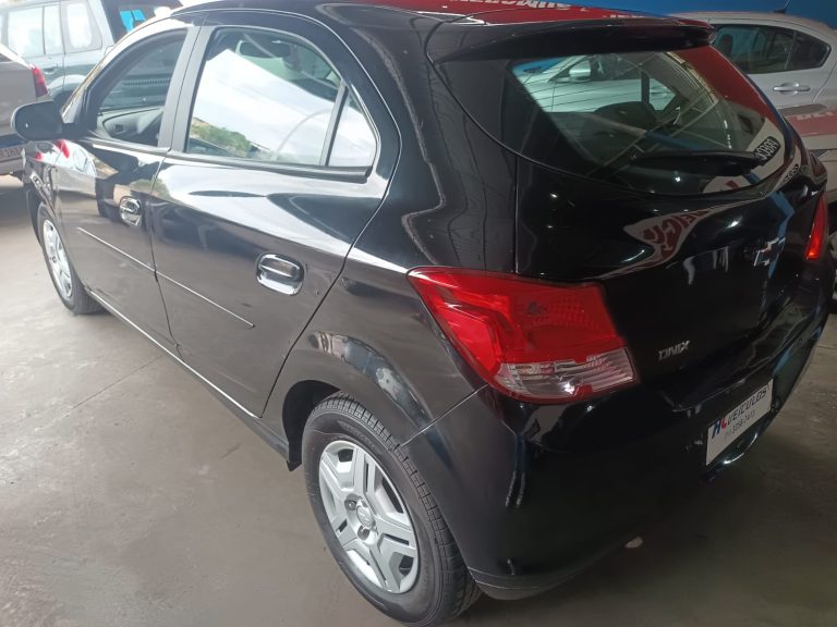 Chevrolet Onix Joy 16/17 1.0 Flex Manual