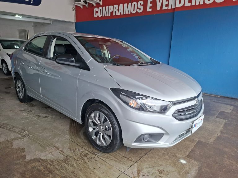 Chevrolet Onix Plus Joy Black 21/21 1.0 Flex Manual