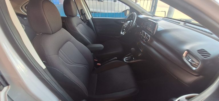 Fiat Cronos Precision 21/21 1.8 Flex Automático