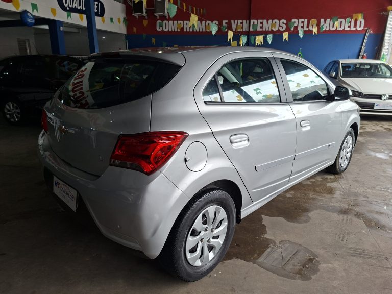 ONIX 1.0MT LT ANO 2017/2018 COMPLETO