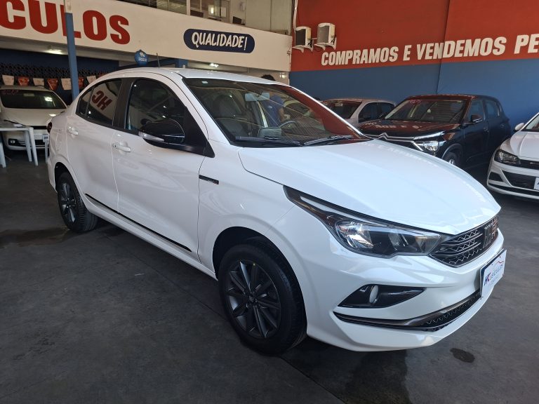 CRONOS DRIVE 1.3 AUTOMATICO ANO 2024