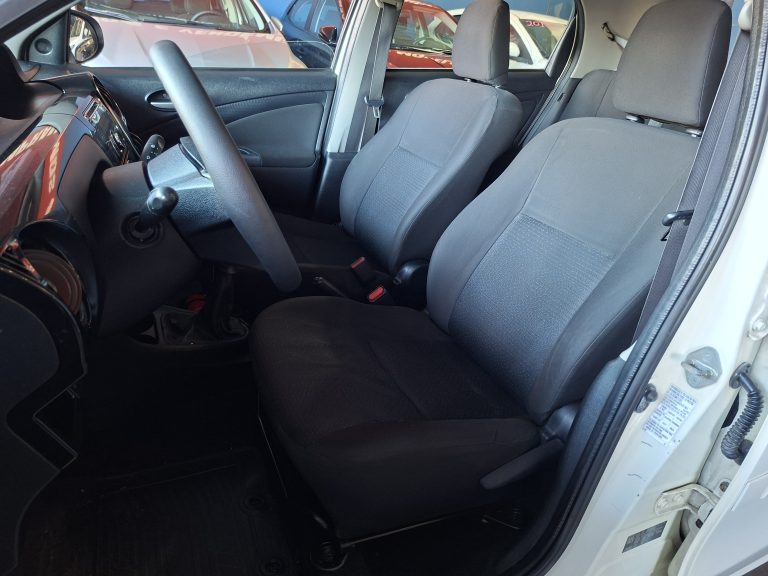 ETIOS HB X ANO 2013/14