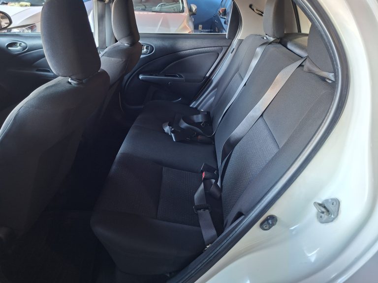 ETIOS HB X ANO 2013/14