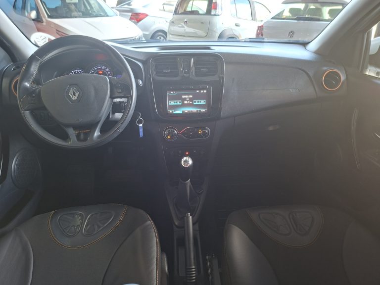 SANDERO STEPWAY 1.6 ANO 2017/2018