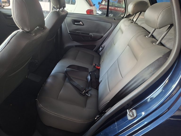 FOX 1.6 COMFORLINE ANO 2014/15
